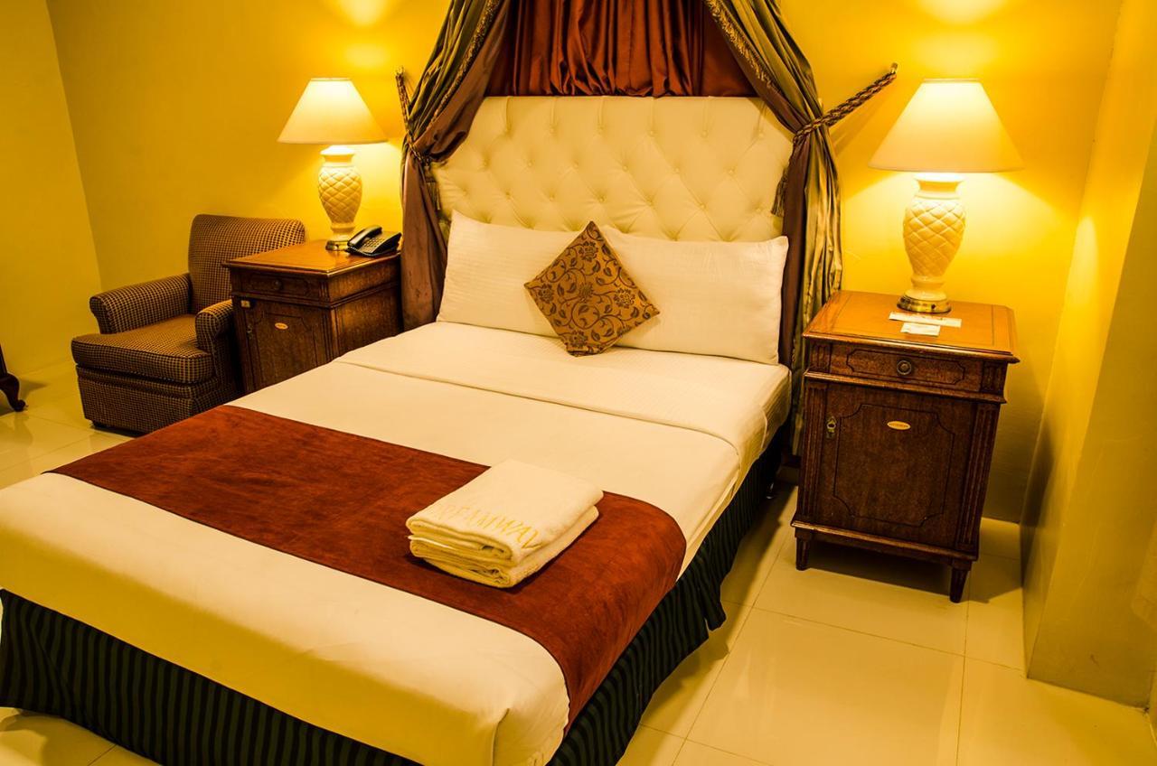 Dreamwave Hotel Lemery Экстерьер фото