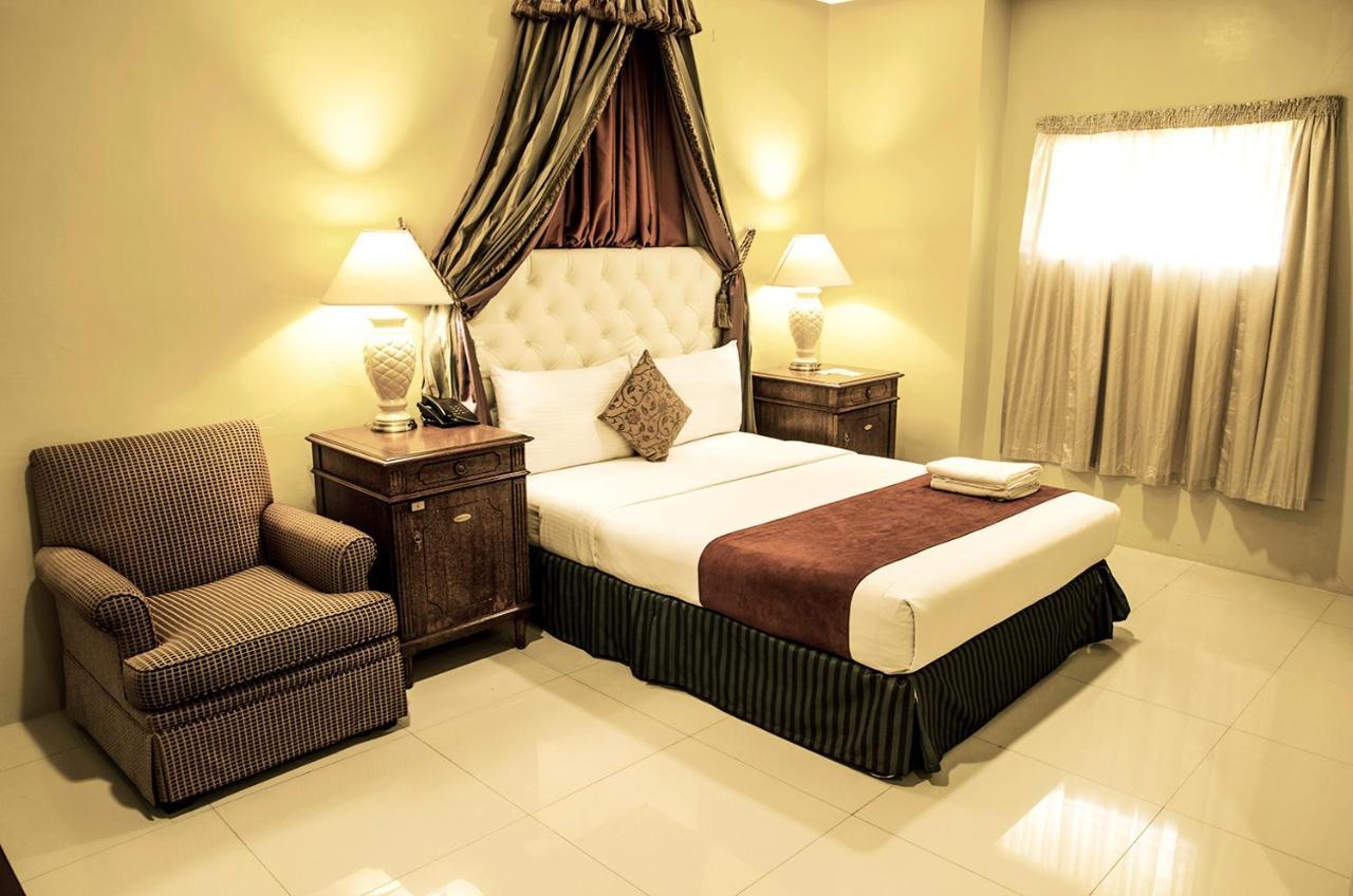 Dreamwave Hotel Lemery Экстерьер фото